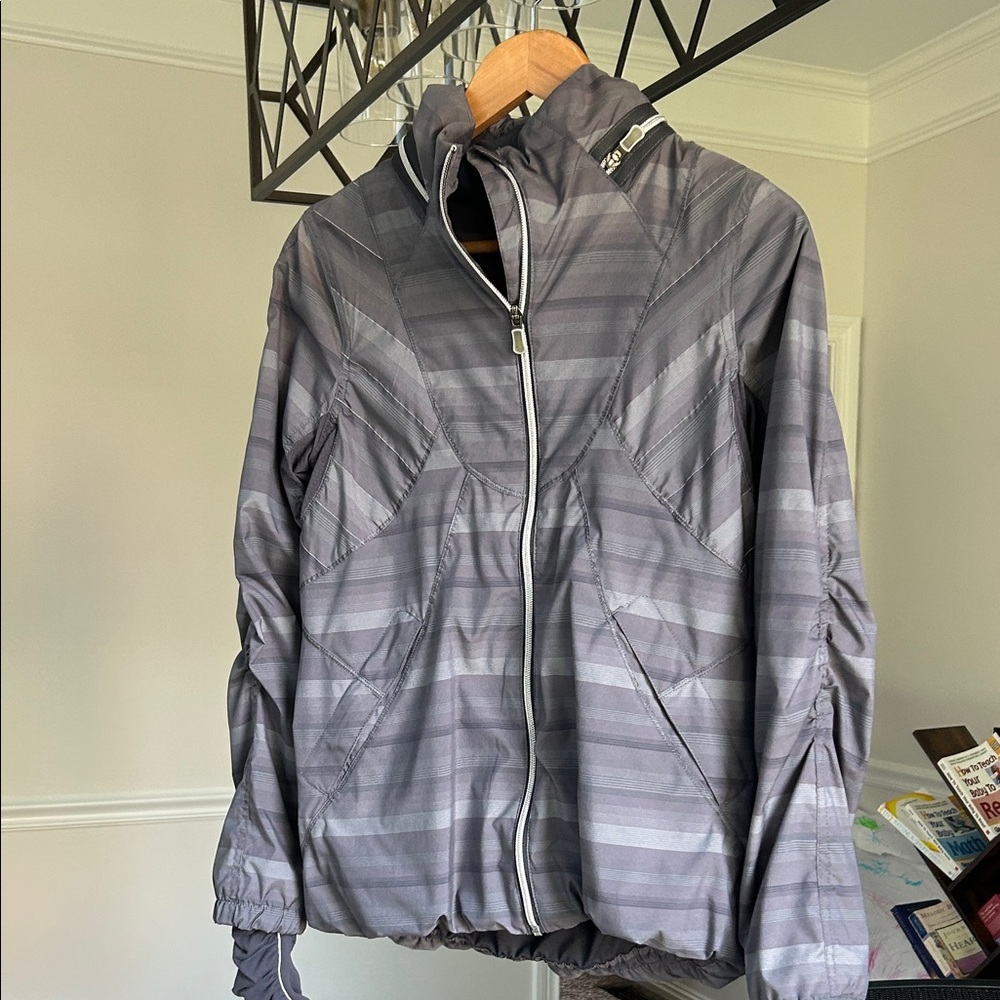 lululemon athletica Gray Striped Hooded Windbreaker Running Jacket